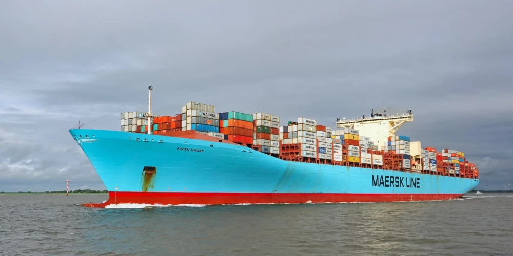 "Maersk" uz 48 stundām pārtrauc kravu pārvadājumus caur Bābelmandeba šaurumu