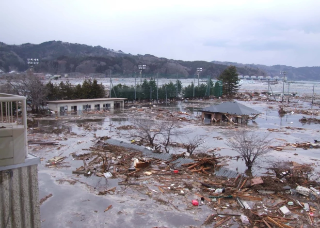 В Японии отменили новогодние программы - по стране прокатились мощные землетрясения