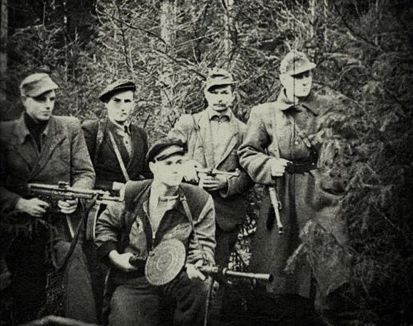 Talsu muzejā skatāma izstāde “Nepabeigtais karš”, kas veltīta Latvijas nacionālo partizānu karam un ilga no 1944. līdz 1956. gadam.