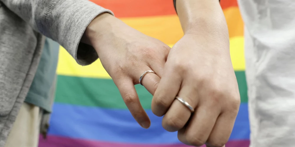 Igaunijā legalizētas viendzimuma laulības
