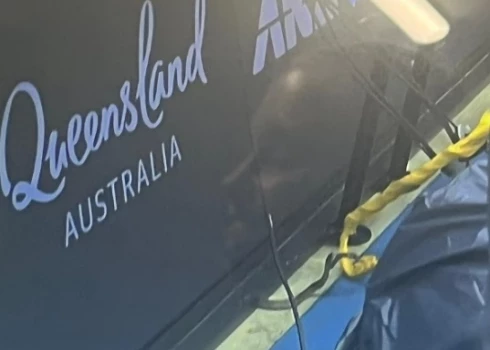VIDEO: "Australian Open" sagatavošanās turnīra spēli aptur viena no pasaules indīgākajām čūskām