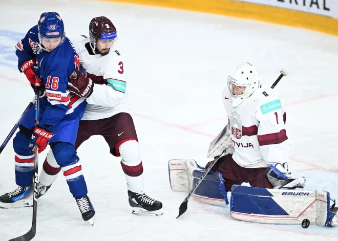 Latvijas U-20 hokejistiem zaudējums pasaules junioru čempionāta ceturtdaļfinālā