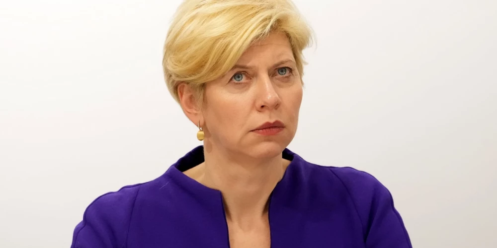 Министр образования и науки Анда Чакша.