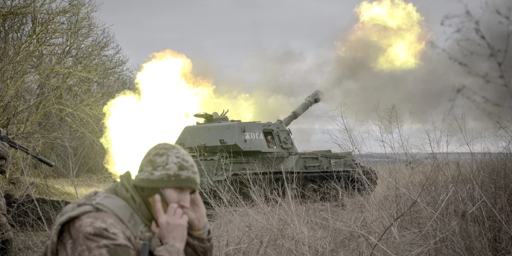 Krievu kājnieku uzbrukumu intensitāte mazinājusies, norāda Ukrainas ģenerālis