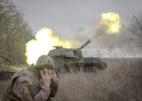Krievu kājnieku uzbrukumu intensitāte mazinājusies, norāda Ukrainas ģenerālis