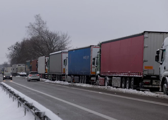 Atsākas Polijas un Ukrainas lauksaimniecības konflikts, poļi atkal bloķē Medikas robežpunktu