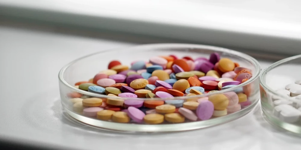 Pastāv risks, ka daudzi medikamenti Latvijā nebūs pieejami, norāda farmācijas uzņēmumi