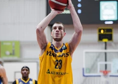 VIDEO: "Ventspils" basketbolisti kausa ceturtdaļfināla pirmajā mačā ar 18 punktu pārsvaru uzvar LU komandu