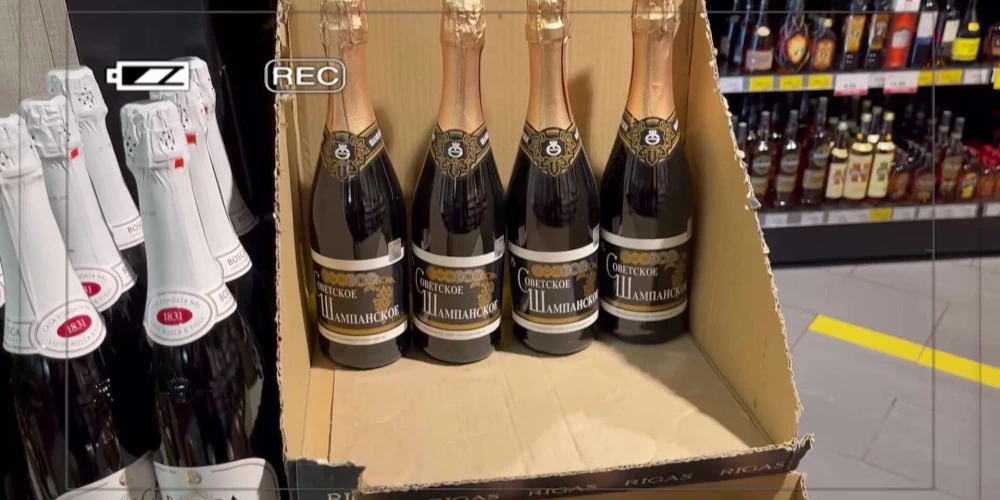 Бдительный гражданин пожаловался на "Советское шампанское", но производители не собираются менять название