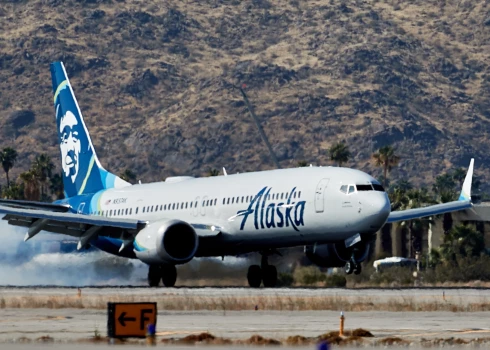 Aviokompānijas konstatē vaļīgas skrūves "Boeing" lidmašīnu pārbaudēs