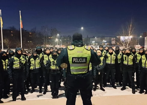 В поисках Аготы принимали участие сотни полицейских и волонтеров. (Фото: полиция Литвы)