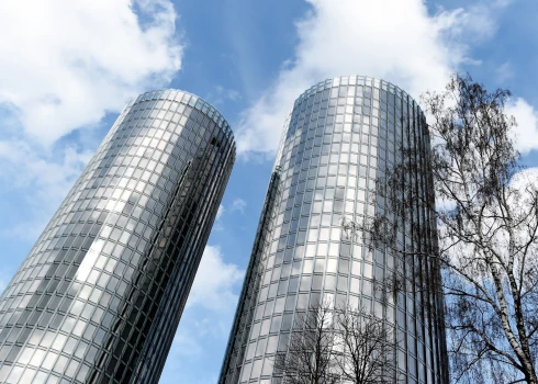 Par 220 miljoniem eiro pārdod ēku kompleksu “Zunda Towers”