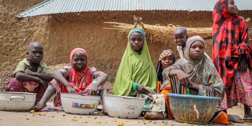 Nigērijas "nabadzības ministre" dāsni parūpējusies par vienu nabadziņu, tiesa, ir nianse