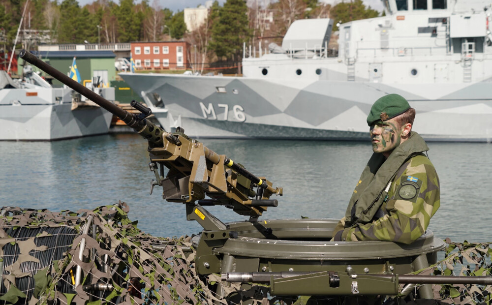 Zviedrijā izceļas panika pēc tam, kad aizsardzības amatpersonas izsaka brīdinājumu 