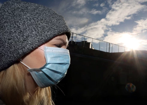 Latvijā izsludināta gripas epidēmija; visaugstākā saslimstība 4 pilsētās