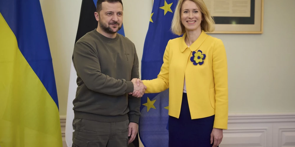 Ukrainas prezidents Volodimirs Zelenskis ar Igaunijas premjerministri Kaju Kallasu Tallinā 2024. gada 11. janvārī.