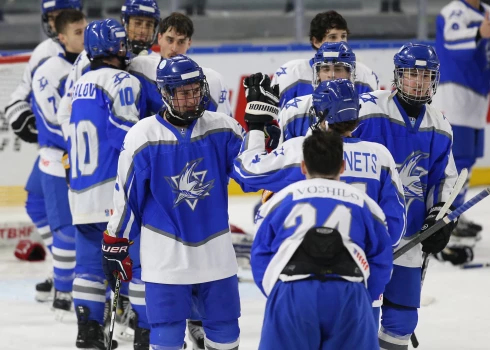 Latvijas savulaik sāpinātajiem Izraēlas hokejistiem aizliedz piedalīties hokeja čempionātos
