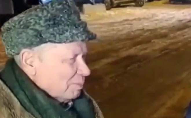 Katkovs Pleskavā sniedz interviju par savu izraidīšanu.