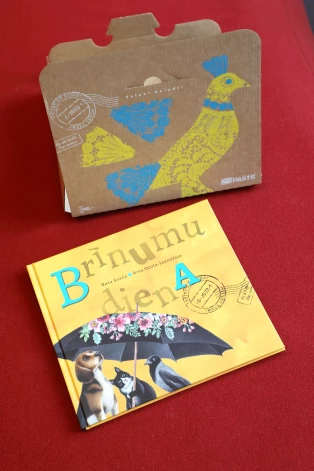 "Latvijas pasta" izdotā bērnu grāmata "Brīnumu diena".