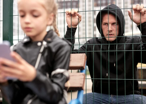 После событий в Литве в обществе вновь говорят о безопасности детей
