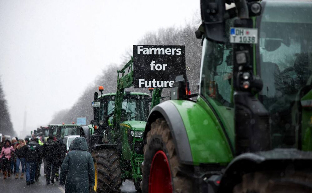 Traktori ieņem Berlīnes centru! Vācijas lauksaimnieki turpina protestus