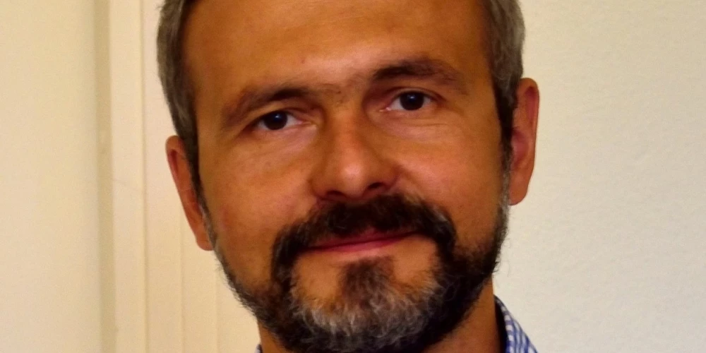 Aizdomās par spiegošanu Krievijas labā aiztur Tartu universitātes profesoru