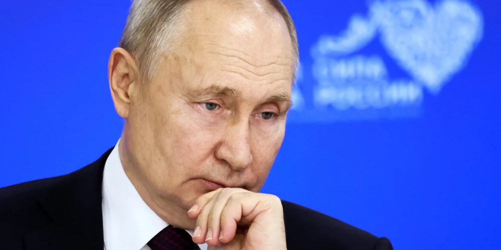 Ar "krievu deportācijām" Baltijas valstis apdraud Krievijas drošību, paziņo Putins