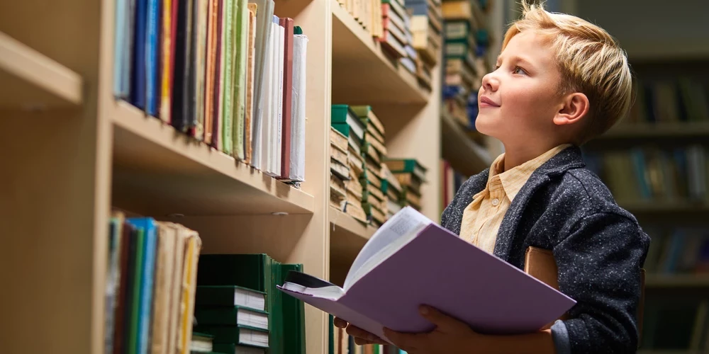 Latvijā 6% skolēnu 10-11 gadu vecumā neprot lasīt