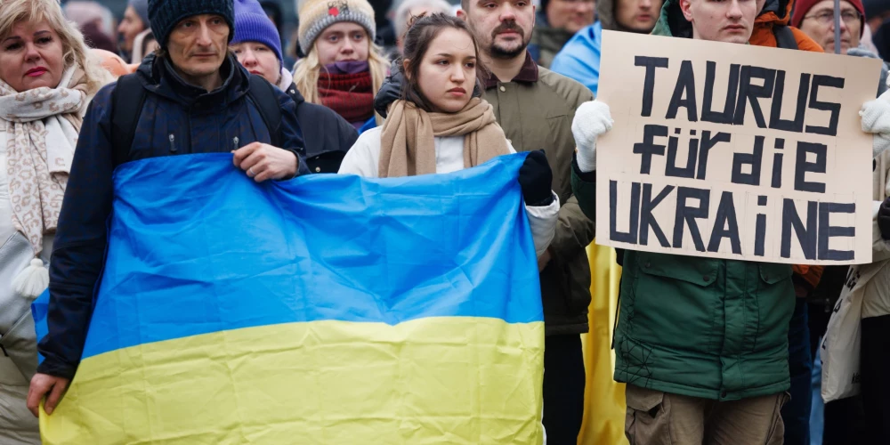 Vācijas parlaments nobloķē "Taurus" raķešu piegādi Ukrainai