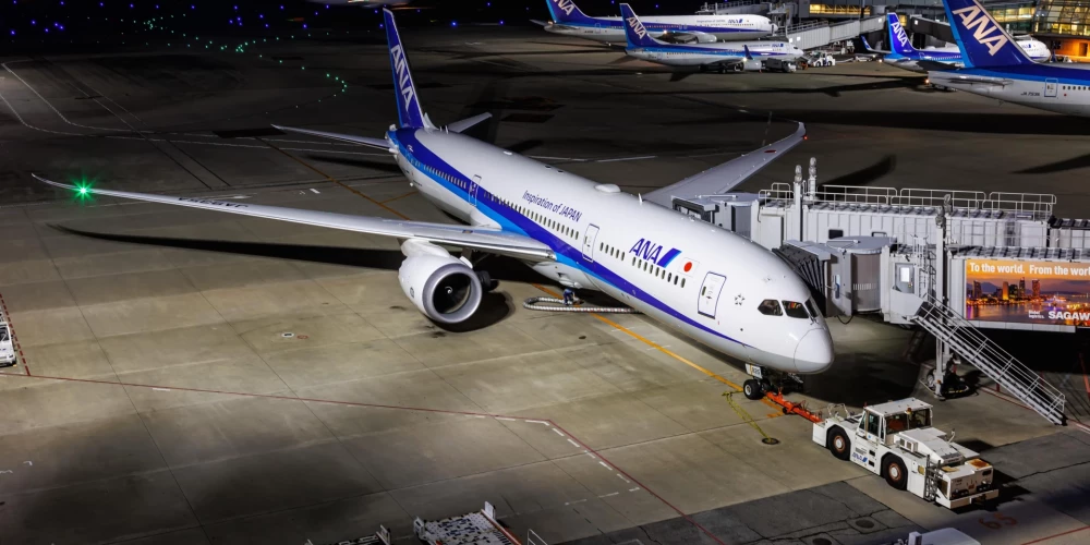 Pasažieru lidmašīnā Japānā piedzīvots kārtējais dramatiskais incidents