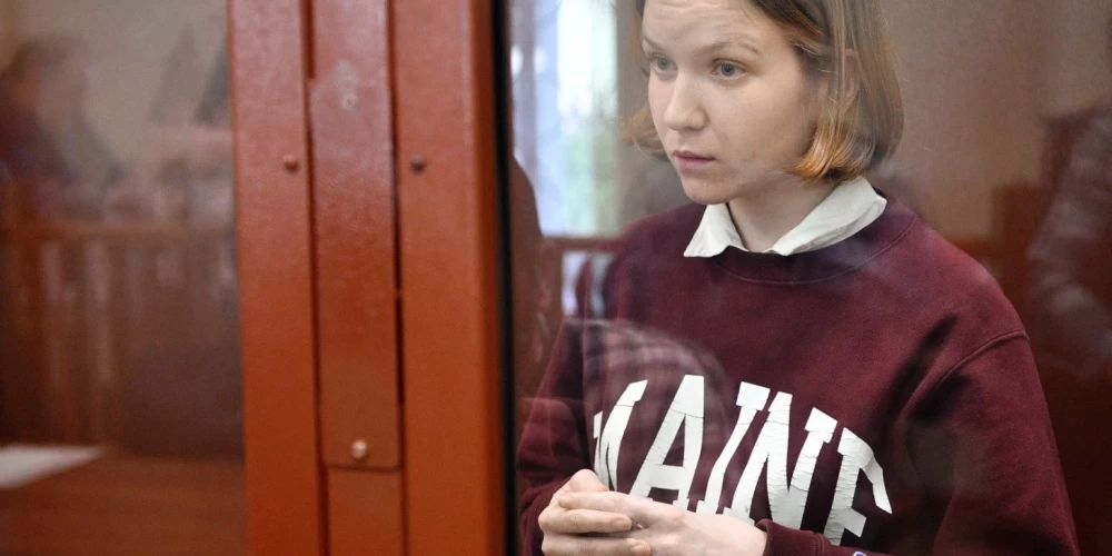 The hearing on the case of Daria Trepova, a defendant in the case of a terrorist attack in the St. Petersburg cafe "Street-Bar", where war correspondent Vladlen Tatarsky died, in the Basmanny District Court. Daria Trepova, suspected of involvement in the explosion at the Street Bar cafe, during the court session.
01.06.2023 Russia, Moscow
Photo credit: Anton Novoderjozhkin/Kommersant/Sipa USA