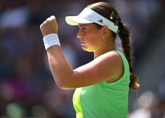 Aļona Ostapenko zaudē Austrālijas atklātā čempionāta trešajā kārtā