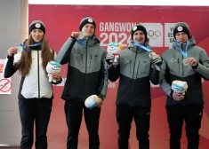 Latvijas kamaniņu braucējiem sudrabs Jaunatnes ziemas olimpisko spēļu stafetē