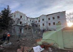 VIDEO: tā pēc okupantu raķešu uzbrukuma izskatās Harkivas centrs
