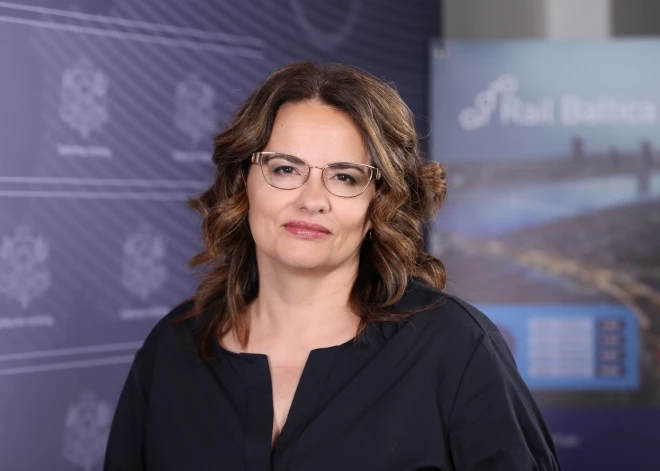 No amata pienākumu pildīšanas atstādināta Satiksmes ministrijas valsts sekretāre Ilonda Stepanova