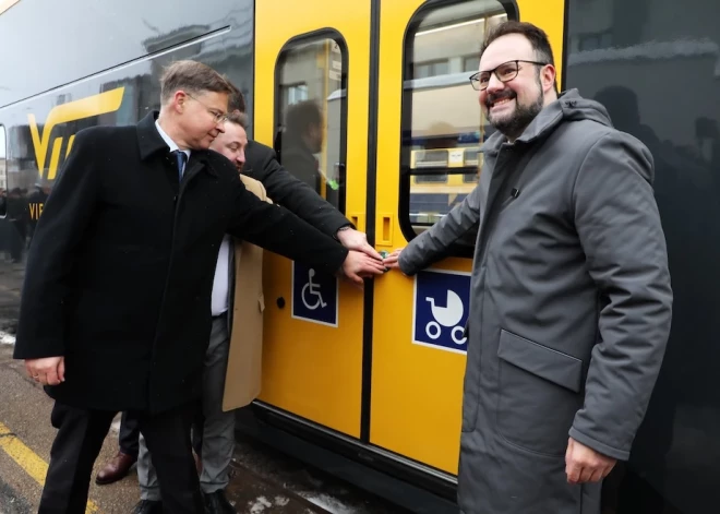 Briškens uzdevis veikt pilnu auditu par vilcienu iepirkumu un sola izmaiņas PV padomē