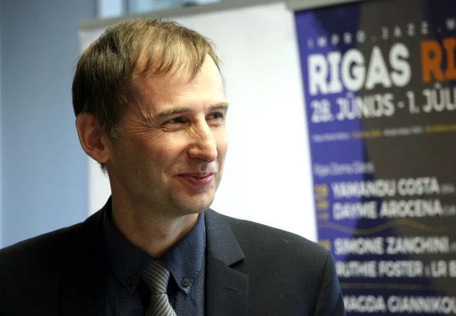 Latvijas evaņģēliski luteriskās Baznīcas pārstāvis Kaspars Upītis: “Neesam Latvijas tautas nodevēji, bet godīgi baznīcas kalpi.”