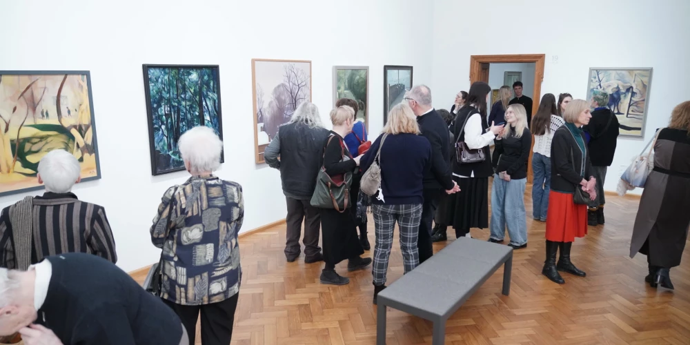 Mākslinieces Birutas Delles izstādes "Gleznot katru dienu" atklāšana (foto: Mārtiņš Ziders)