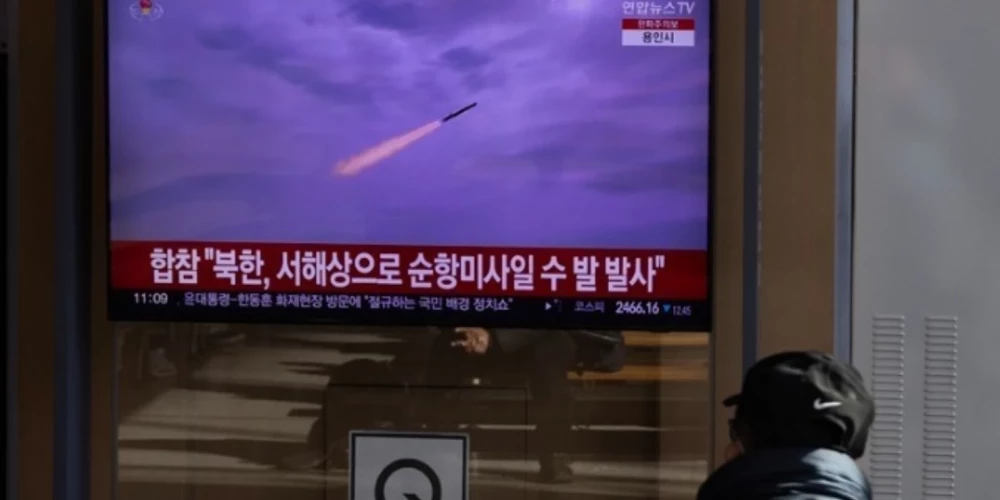 Ziemeļkoreja izšāvusi vairākas nezināmas spārnotās raķetes