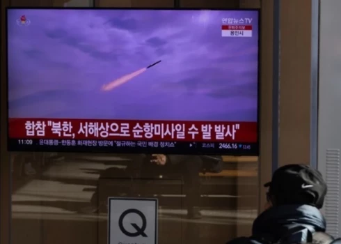 Ziemeļkoreja izšāvusi vairākas nezināmas spārnotās raķetes