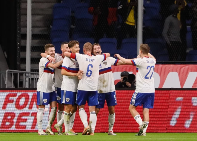 UEFA atļauj Krievijai spēlēt Maskavā pārbaudes spēli ar Serbiju