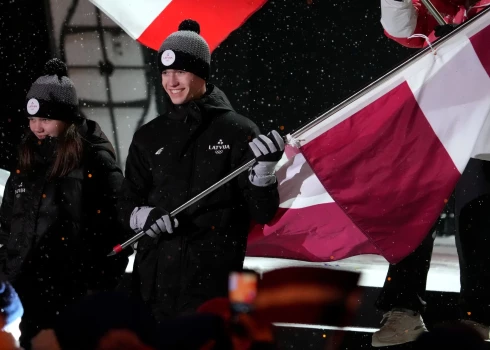 FOTO: Dienvidkorejā svinīgi noslēgušās Jaunatnes ziemas olimpiskās spēles