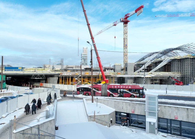 Еще больше пробок: во время строительства моста Rail Baltica рижане столкнутся с новыми ограничениями движения