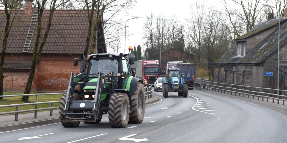 Lauksaimnieku protesti pirmdien var apgrūtināt satiksmes plūsmu visā valstī; publicēti akcijas maršruti