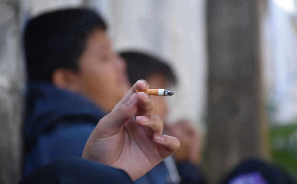 Latvijā sāk smēķēt jau no 7 gadu vecuma! Paredz ieviest vairākus jaunus ierobežojumus smēķētājiem