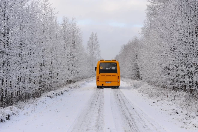 Simtu simtiem laucinieku situācija ir neapskaužama – sabiedriskais autobuss viņus vienkārši var ignorēt un viņiem aizbraukt garām.