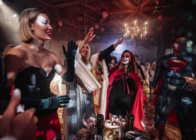 FOTO: ieskats pašmāju seriāla "Nelūgtie viesi" otrās sezonas filmēšanas aizkulisēs