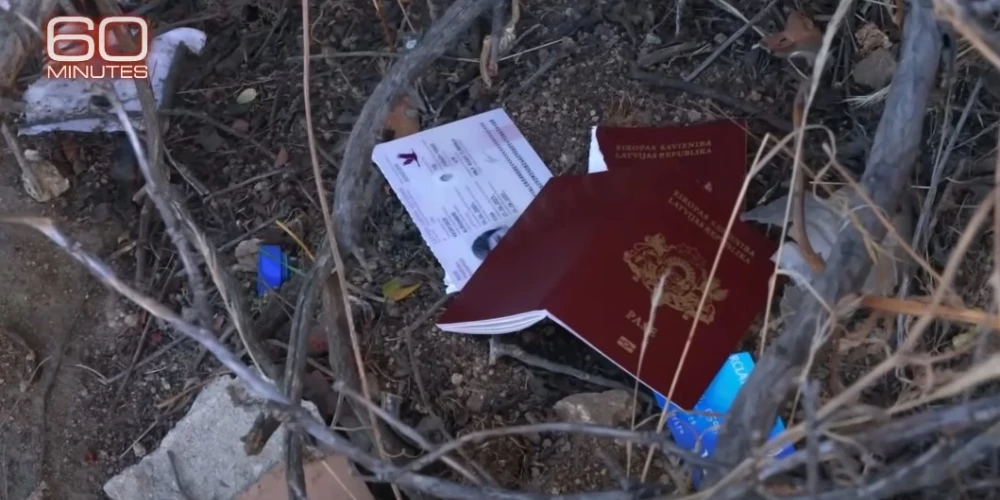В программе о нарушителях границы США - Мексика показали, как женщина бросает в кусты латвийские паспорта