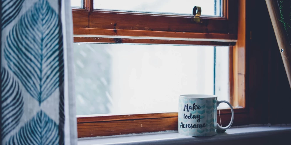Как долго можно держать окно открытым зимой - совет врача