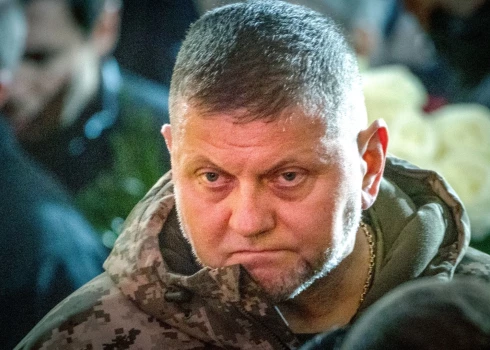 Zalužnijs atcelts no Ukrainas armijas virspavēlnieka amata